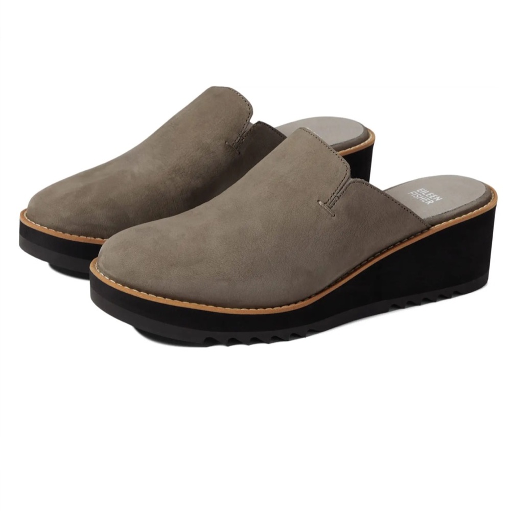 NWOT Eileen Fisher Loti Suede Clogs